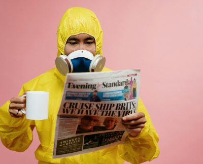 ilustrasi berita viral yang cepat menyebar di media sosial