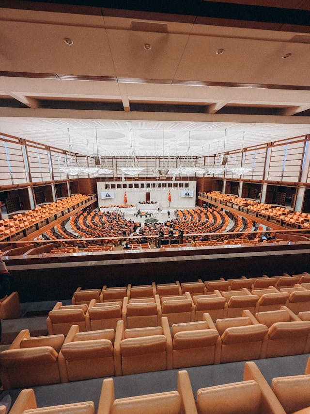 PBB Gelar Sidang Darurat Bahas Konflik di Timur Tengah, Upaya Mendesak Mencari Solusi di Tengah Krisis Berkepanjangan