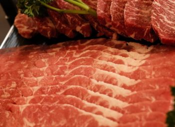 olahan daging sapi sehat saat idul adha di dapur rumah