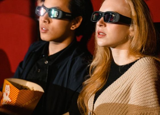 ilustrasi analisis film pesta babi 24 mei 2026