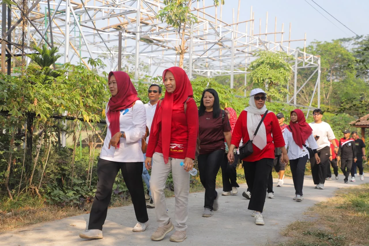 Merdeka Fun Walk di Sleman, Ribuan Warga Jalan Santai 3 Kilometer Demi Tubuh Sehat dan Pikiran Tenang